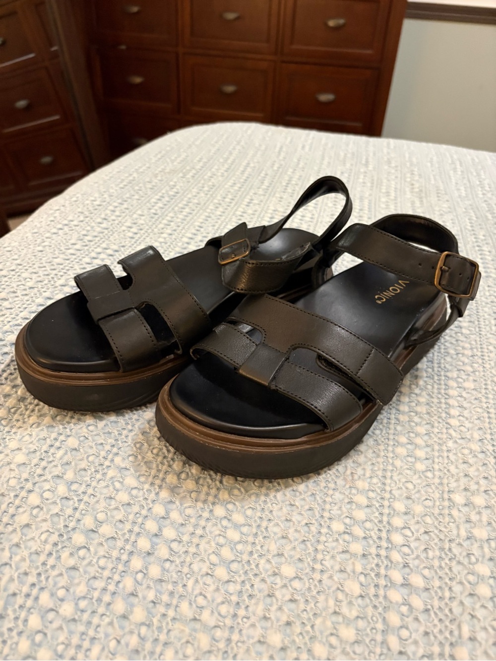 Vionic Solana Black Leather Strappy Platform Sandals Size 9.5 - Picture 3 of 13